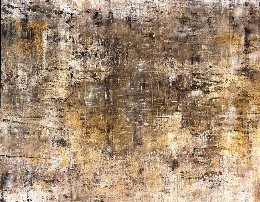Oeuvre d'art sur textile avec pigments naturels et peinture vieil or. Broderie fil d'or. Délicatesse et beauté. 