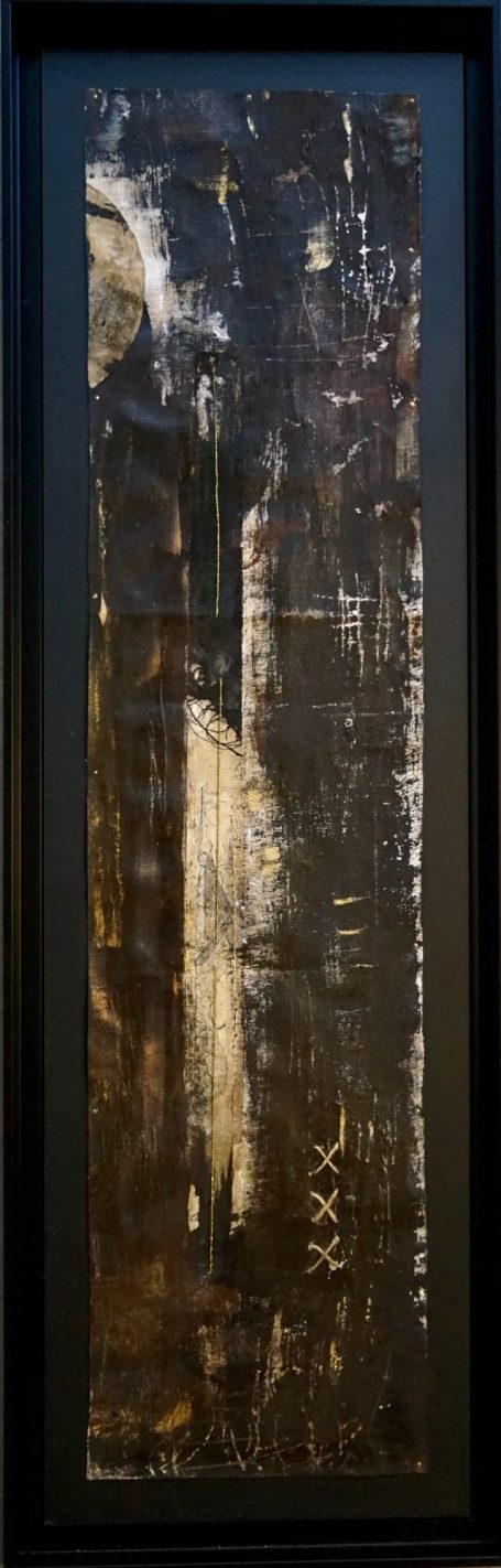 Terra Anima II 35x110cm Pigments, monotype et broderie sur toile libre clouée encadrée caisse US noire. Evocation du retour à la terre, à ce qui nous constitue