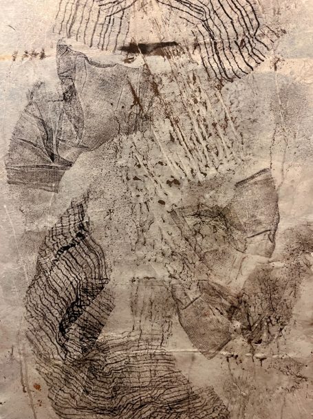 Volutes 46x88cm Monotype sur papier paraffiné. Peinture à l'huile. Empreintes textile.